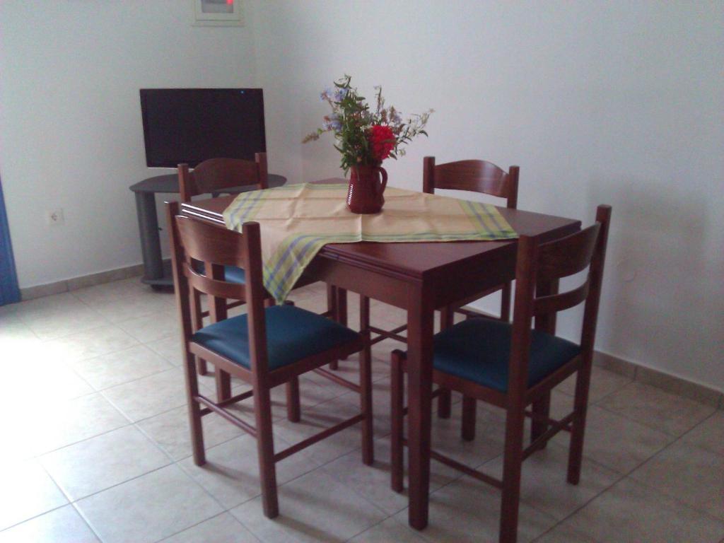 Agnanti Apartments Vathi  Ruang foto